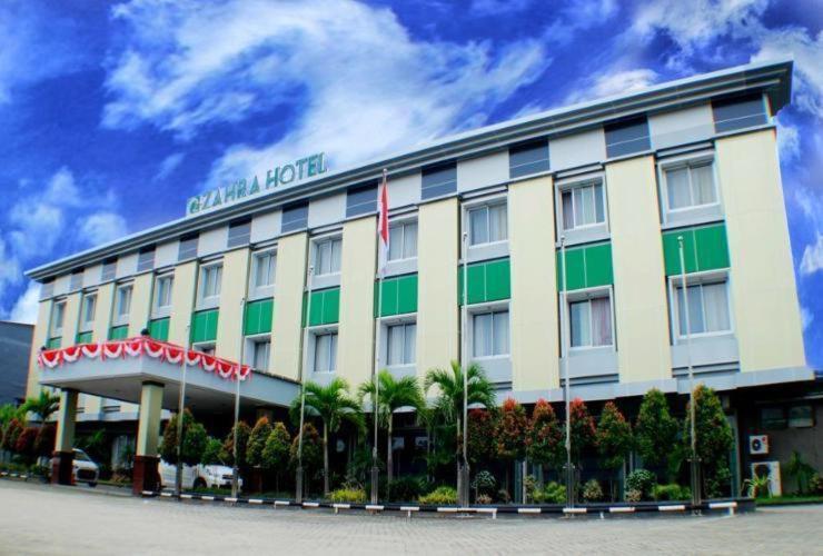 Zahra Syariah Hotel Kendari Bagian luar foto