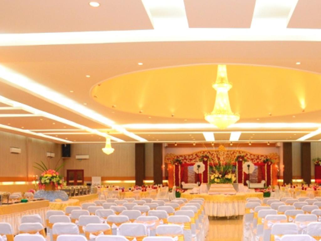 Zahra Syariah Hotel Kendari Bagian luar foto