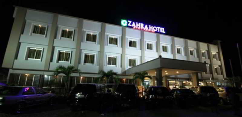 Zahra Syariah Hotel Kendari Bagian luar foto